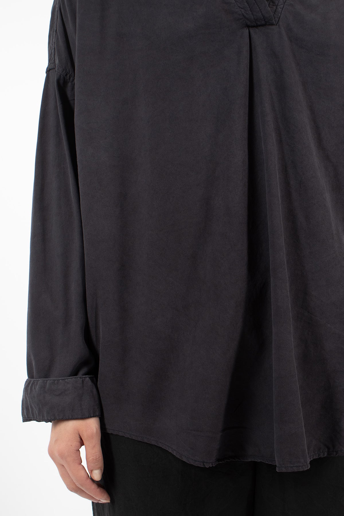 AXL Yusu Shirt Black Silk