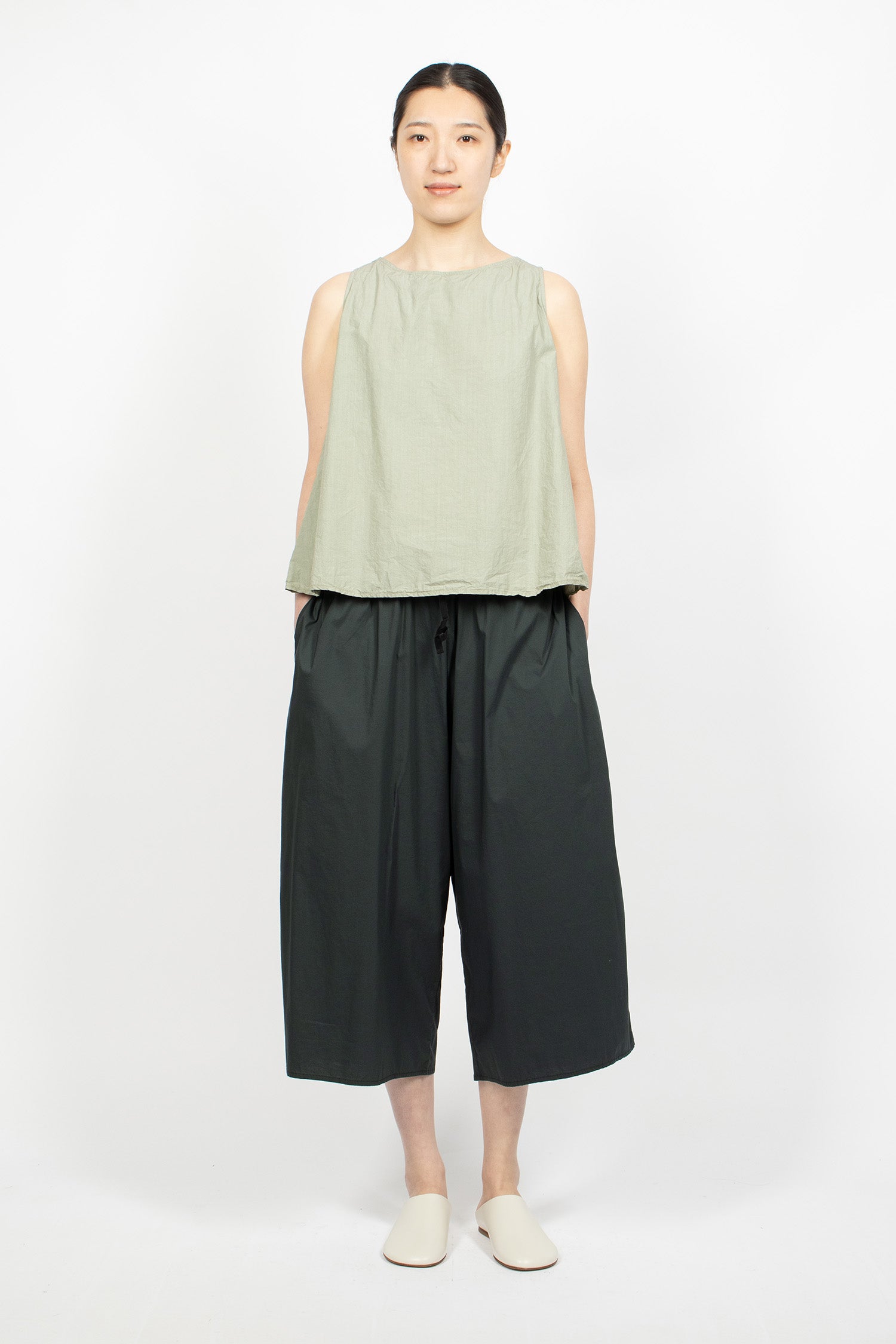 1654 Sleeveless Top TC Sage