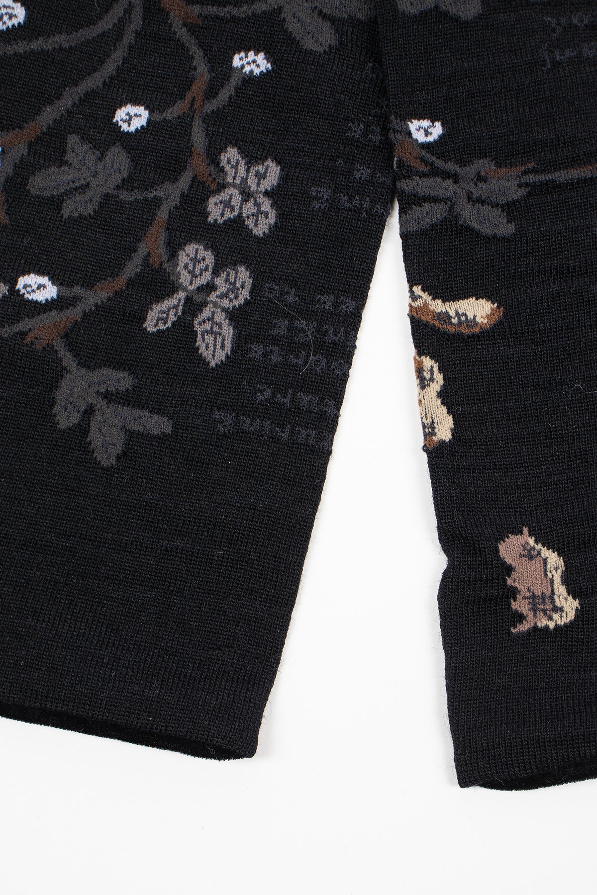 M77-826 Peanut Tree Muffler Black