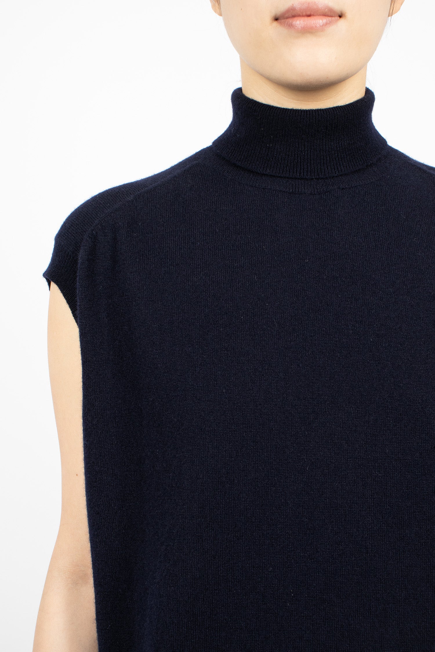 Maia Sleeveless Knit Pullover Midnight