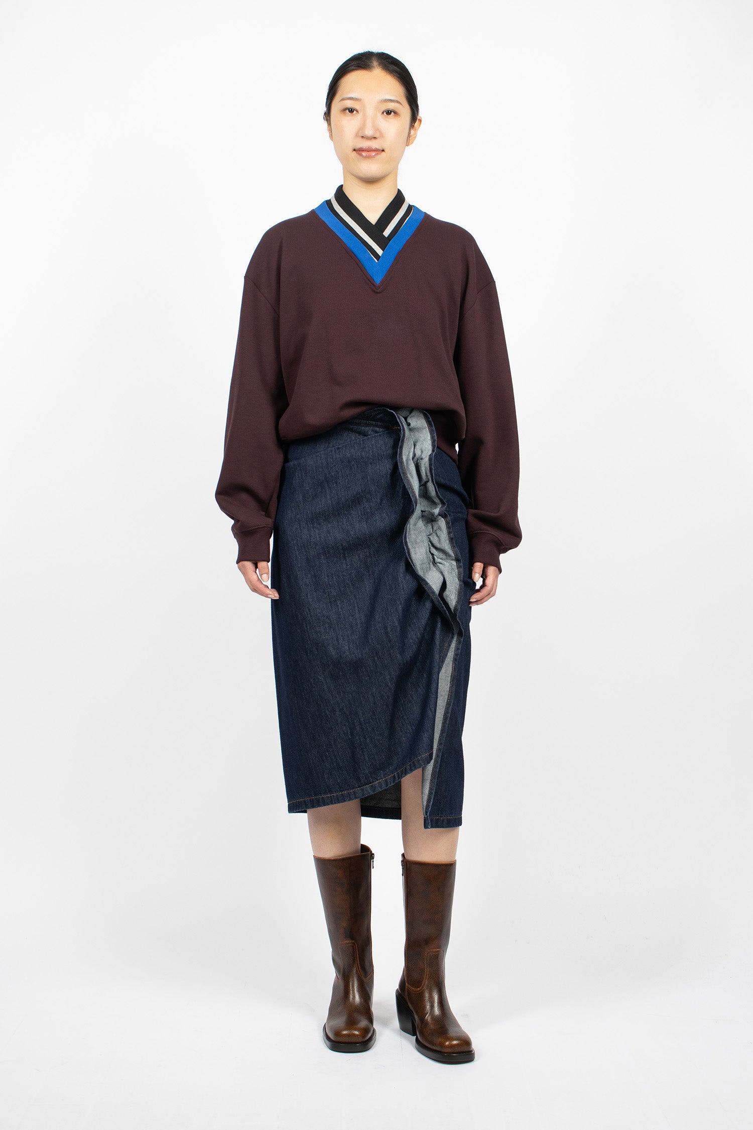 Contrast V-Neck Sweatshirt Burgundy